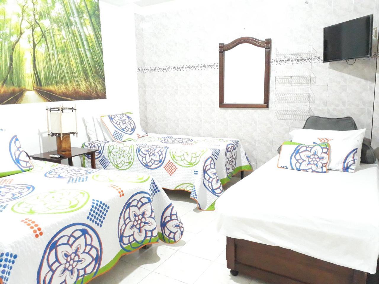 Hostal Tequendama Martha Santamaria Калі Екстер'єр фото