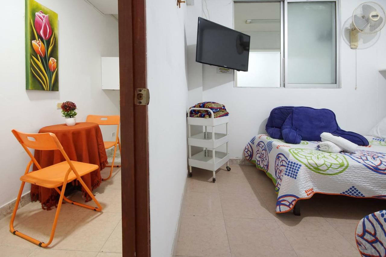Hostal Tequendama Martha Santamaria Калі Екстер'єр фото